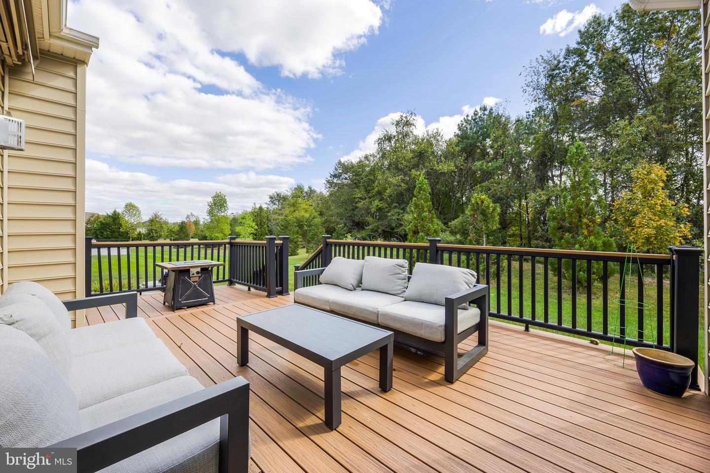 23985 TENBURY WELLS PL, ALDIE, Virginia 20105, 5 Bedrooms Bedrooms, ,3 BathroomsBathrooms,Residential,For sale,23985 TENBURY WELLS PL,VALO2108906 MLS # VALO2108906