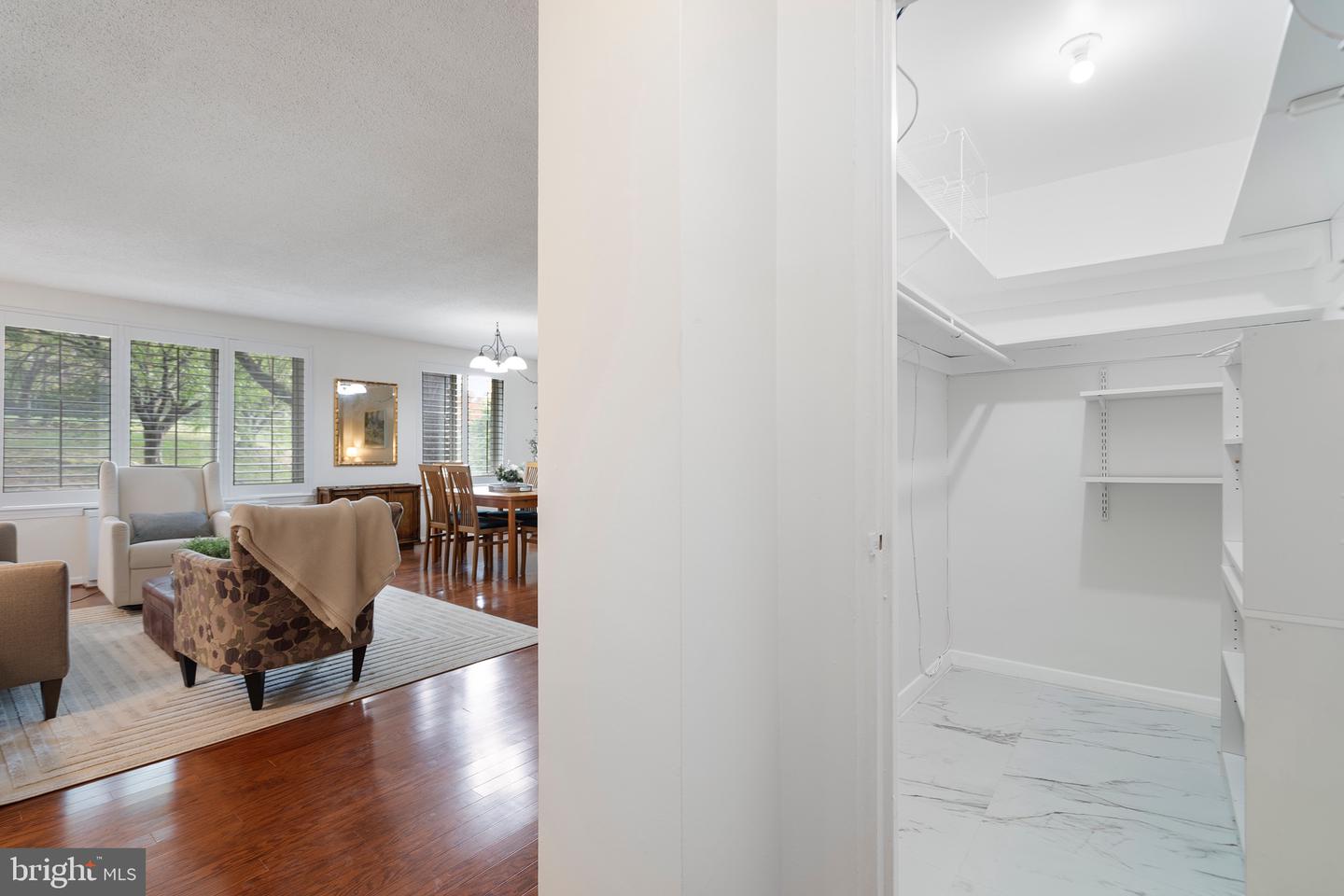 3000 SPOUT RUN PKWY #D305, ARLINGTON, Virginia 22201, 1 Bedroom Bedrooms, ,1 BathroomBathrooms,Residential,For sale,3000 SPOUT RUN PKWY #D305,VAAR2064936 MLS # VAAR2064936