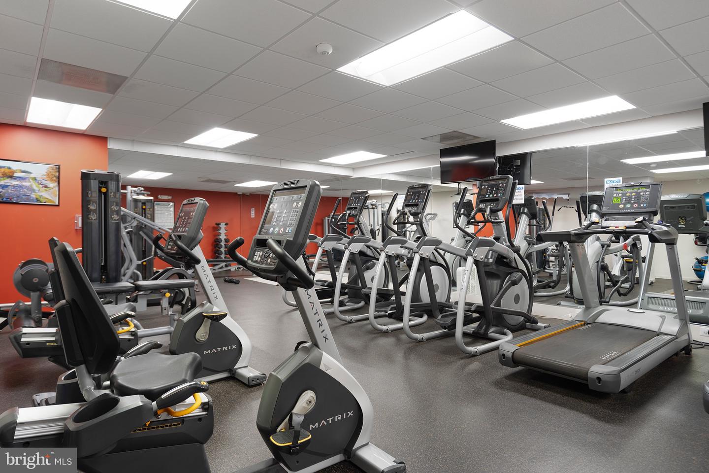 3000 SPOUT RUN PKWY #D305, ARLINGTON, Virginia 22201, 1 Bedroom Bedrooms, ,1 BathroomBathrooms,Residential,For sale,3000 SPOUT RUN PKWY #D305,VAAR2064936 MLS # VAAR2064936