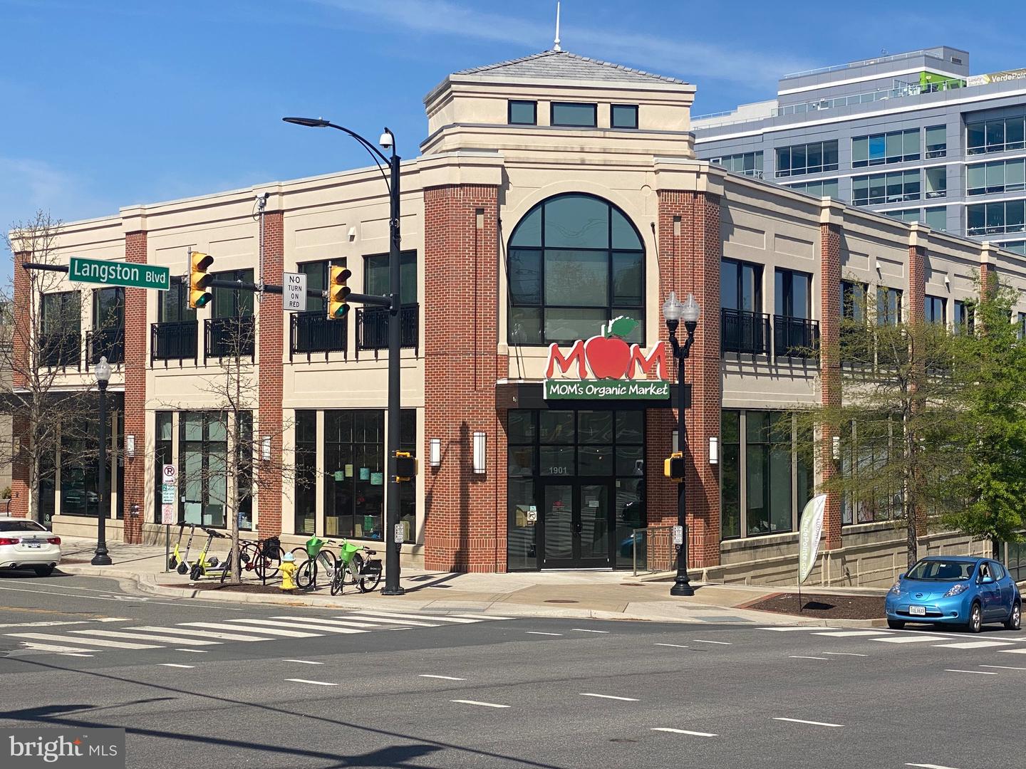 3000 SPOUT RUN PKWY #D305, ARLINGTON, Virginia 22201, 1 Bedroom Bedrooms, ,1 BathroomBathrooms,Residential,For sale,3000 SPOUT RUN PKWY #D305,VAAR2064936 MLS # VAAR2064936