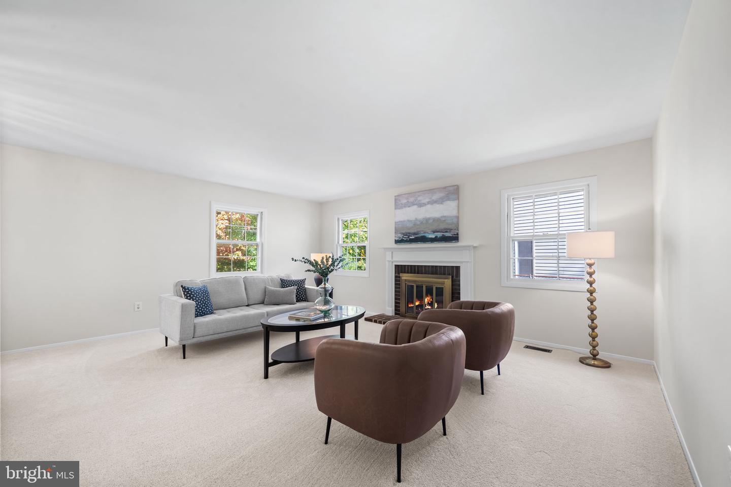 12904 MOUNT ROYAL LN, FAIRFAX, Virginia 22033, 4 Bedrooms Bedrooms, ,2 BathroomsBathrooms,Residential,For sale,12904 MOUNT ROYAL LN,VAFX2274362 MLS # VAFX2274362