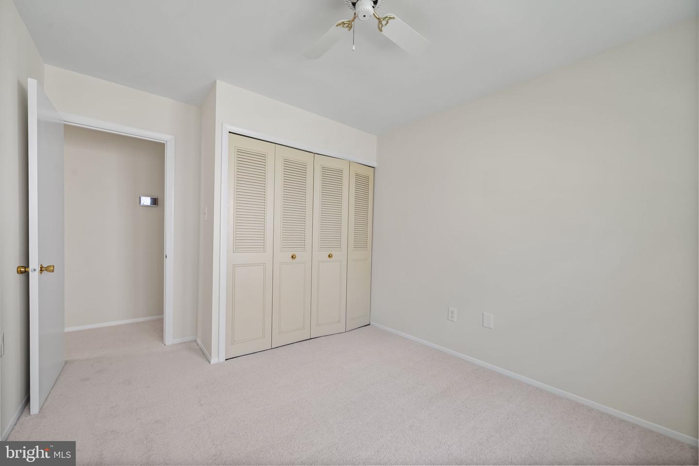 12904 MOUNT ROYAL LN, FAIRFAX, Virginia 22033, 4 Bedrooms Bedrooms, ,2 BathroomsBathrooms,Residential,For sale,12904 MOUNT ROYAL LN,VAFX2274362 MLS # VAFX2274362