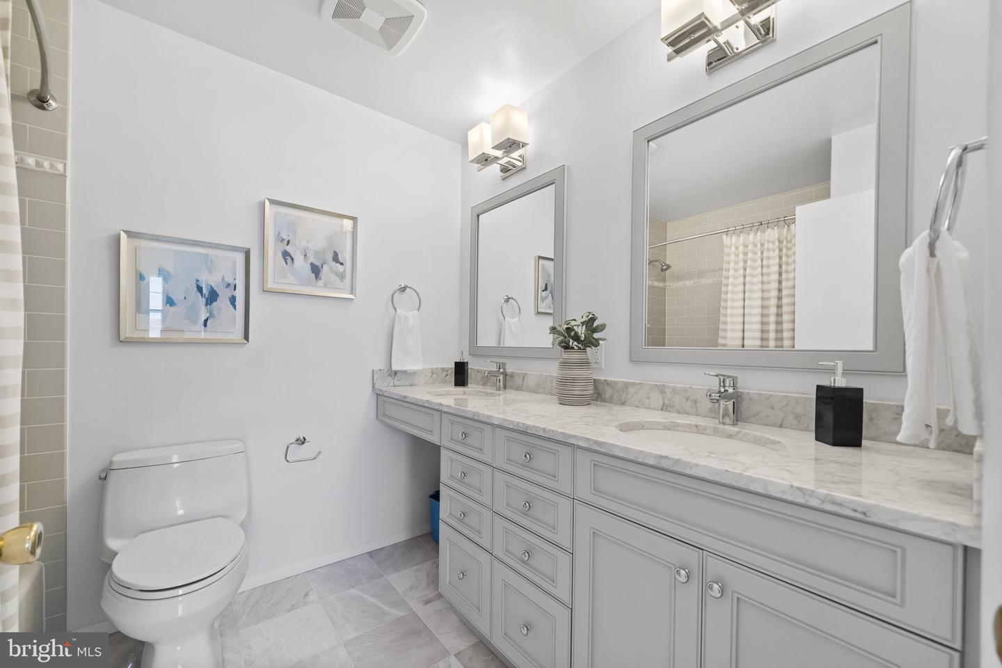 12904 MOUNT ROYAL LN, FAIRFAX, Virginia 22033, 4 Bedrooms Bedrooms, ,2 BathroomsBathrooms,Residential,For sale,12904 MOUNT ROYAL LN,VAFX2274362 MLS # VAFX2274362