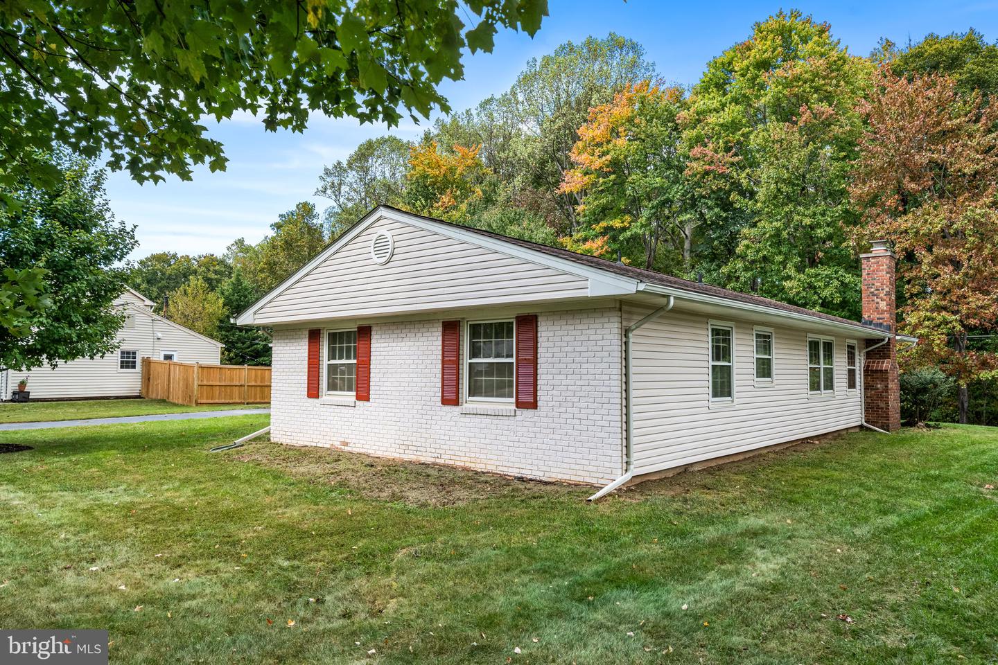 12904 MOUNT ROYAL LN, FAIRFAX, Virginia 22033, 4 Bedrooms Bedrooms, ,2 BathroomsBathrooms,Residential,For sale,12904 MOUNT ROYAL LN,VAFX2274362 MLS # VAFX2274362