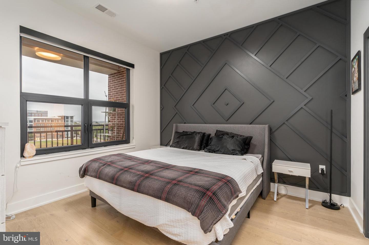 737 SWANN AVE #504, ALEXANDRIA, Virginia 22301, 1 Bedroom Bedrooms, ,1 BathroomBathrooms,Residential,For sale,737 SWANN AVE #504,VAAX2050834 MLS # VAAX2050834