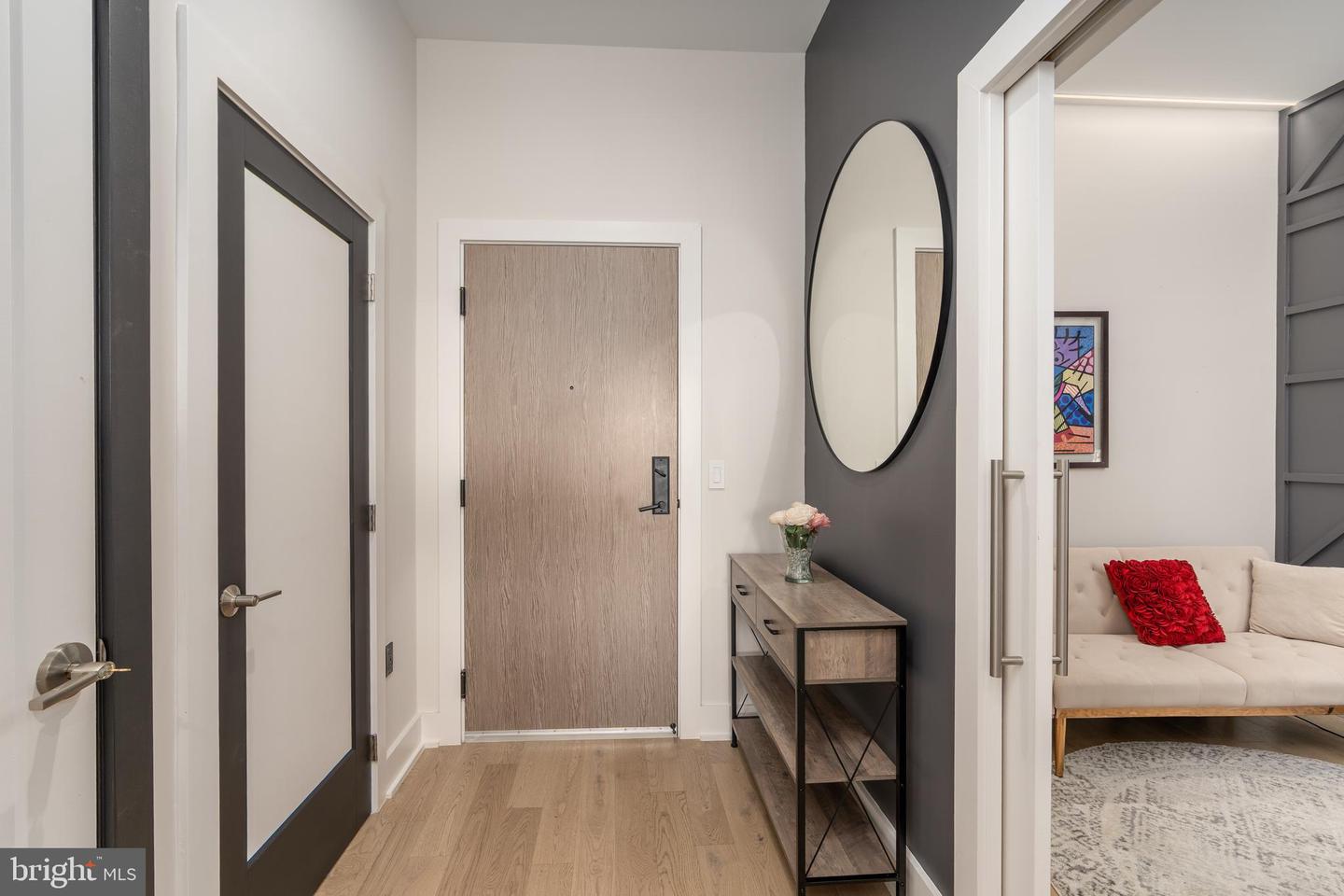 737 SWANN AVE #504, ALEXANDRIA, Virginia 22301, 1 Bedroom Bedrooms, ,1 BathroomBathrooms,Residential,For sale,737 SWANN AVE #504,VAAX2050834 MLS # VAAX2050834
