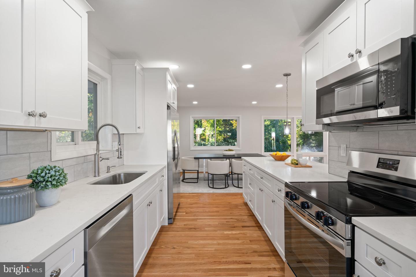 8801 GATESHEAD RD, ALEXANDRIA, Virginia 22309, 4 Bedrooms Bedrooms, ,3 BathroomsBathrooms,Residential,For sale,8801 GATESHEAD RD,VAFX2274408 MLS # VAFX2274408