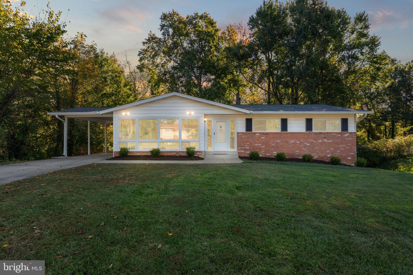 8801 GATESHEAD RD, ALEXANDRIA, Virginia 22309, 4 Bedrooms Bedrooms, ,3 BathroomsBathrooms,Residential,For sale,8801 GATESHEAD RD,VAFX2274408 MLS # VAFX2274408