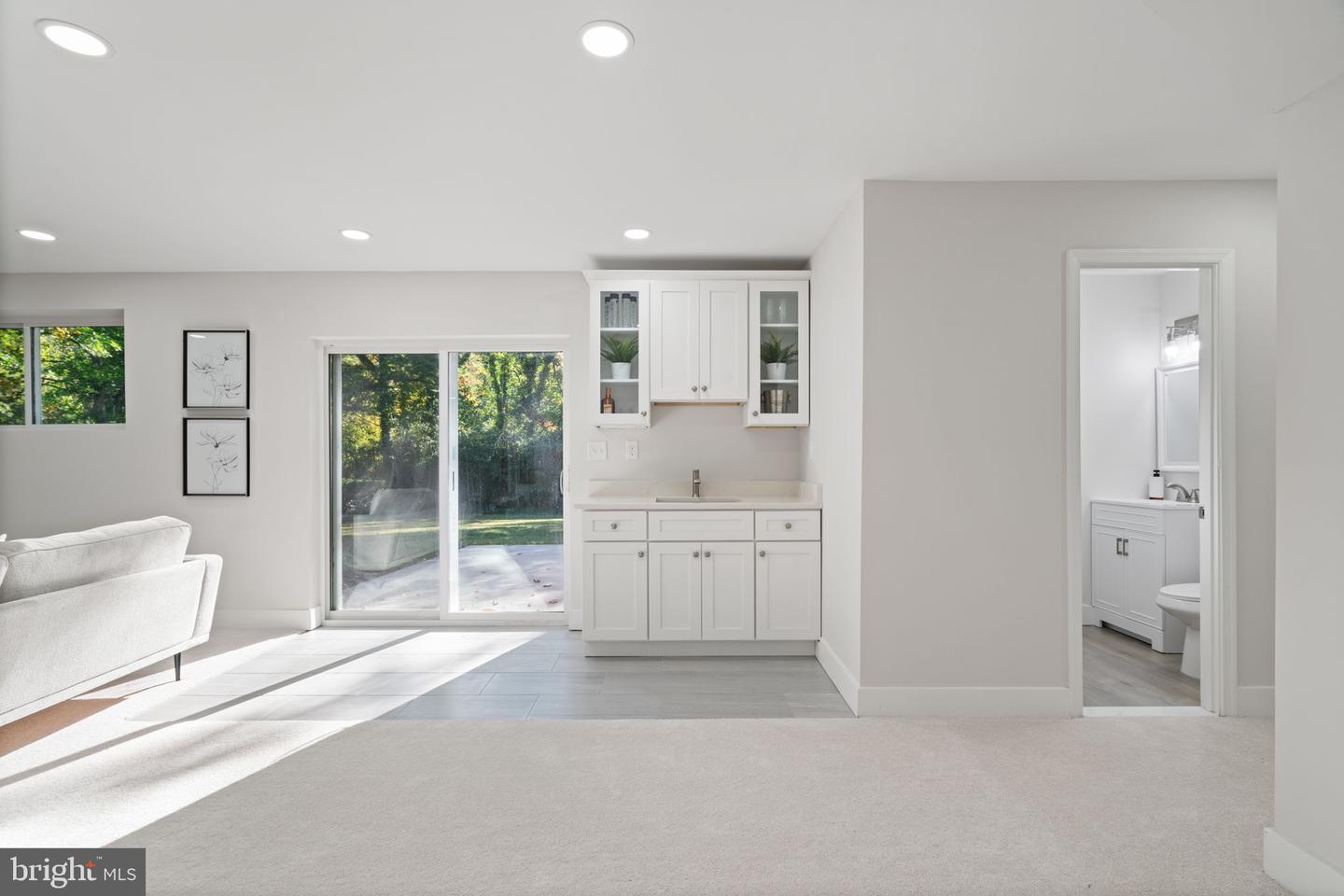 8801 GATESHEAD RD, ALEXANDRIA, Virginia 22309, 4 Bedrooms Bedrooms, ,3 BathroomsBathrooms,Residential,For sale,8801 GATESHEAD RD,VAFX2274408 MLS # VAFX2274408