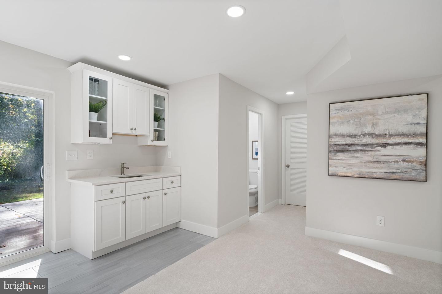 8801 GATESHEAD RD, ALEXANDRIA, Virginia 22309, 4 Bedrooms Bedrooms, ,3 BathroomsBathrooms,Residential,For sale,8801 GATESHEAD RD,VAFX2274408 MLS # VAFX2274408