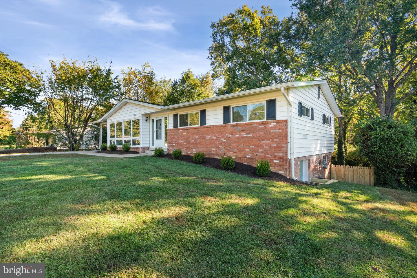 8801 GATESHEAD RD, ALEXANDRIA, Virginia 22309, 4 Bedrooms Bedrooms, ,3 BathroomsBathrooms,Residential,For sale,8801 GATESHEAD RD,VAFX2274408 MLS # VAFX2274408