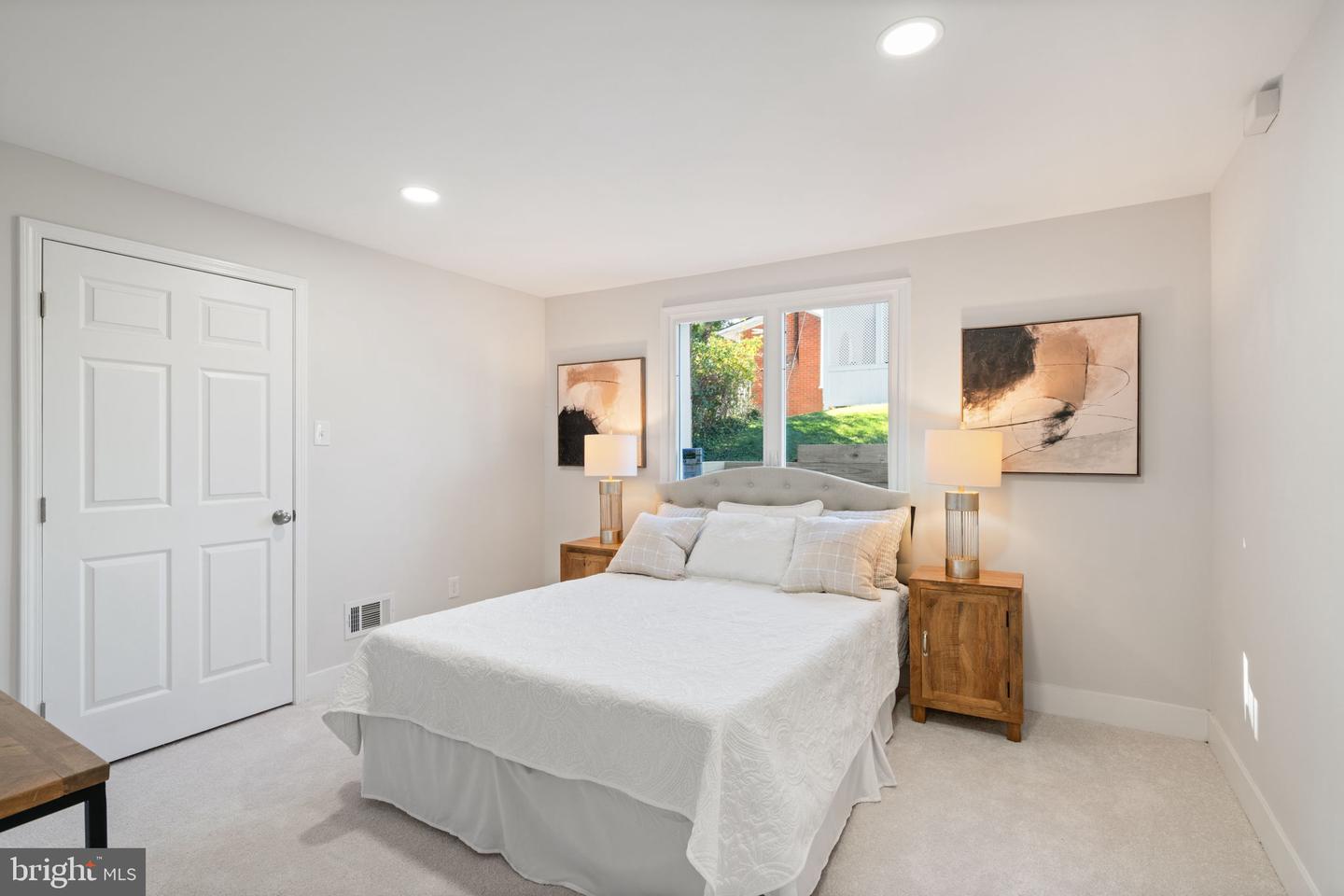 8801 GATESHEAD RD, ALEXANDRIA, Virginia 22309, 4 Bedrooms Bedrooms, ,3 BathroomsBathrooms,Residential,For sale,8801 GATESHEAD RD,VAFX2274408 MLS # VAFX2274408