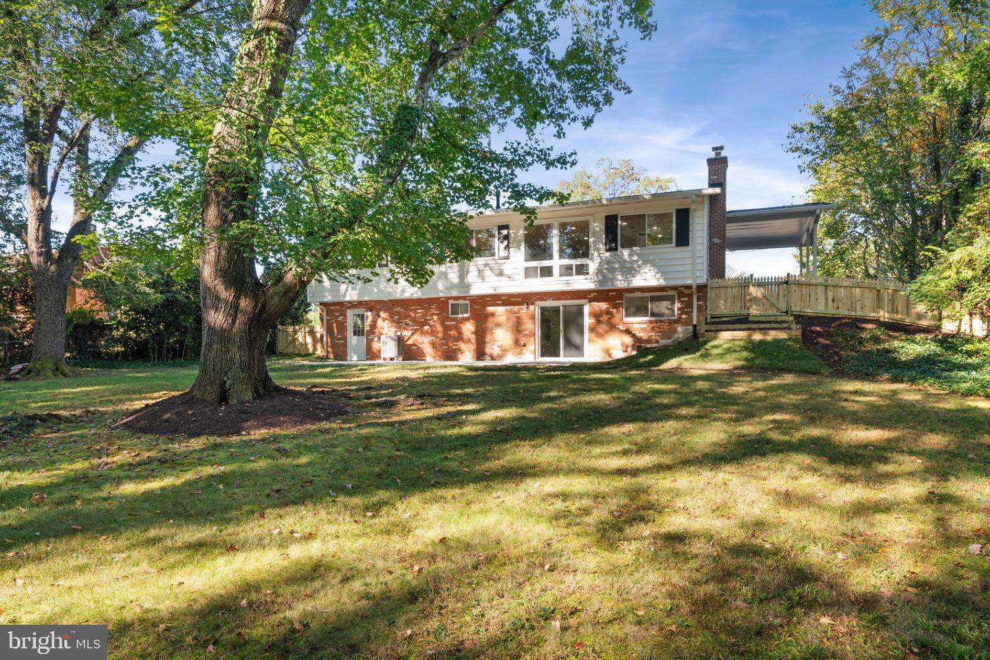 8801 GATESHEAD RD, ALEXANDRIA, Virginia 22309, 4 Bedrooms Bedrooms, ,3 BathroomsBathrooms,Residential,For sale,8801 GATESHEAD RD,VAFX2274408 MLS # VAFX2274408