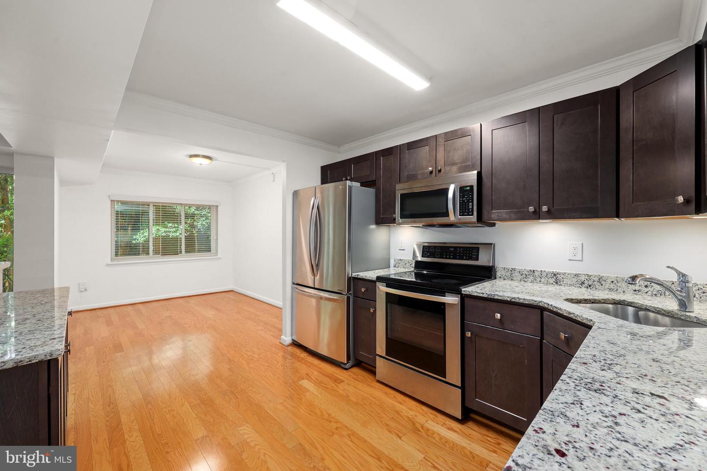 11721 KARBON HILL CT #T2, RESTON, Virginia 20191, 3 Bedrooms Bedrooms, ,2 BathroomsBathrooms,Residential,For sale,11721 KARBON HILL CT #T2,VAFX2274456 MLS # VAFX2274456