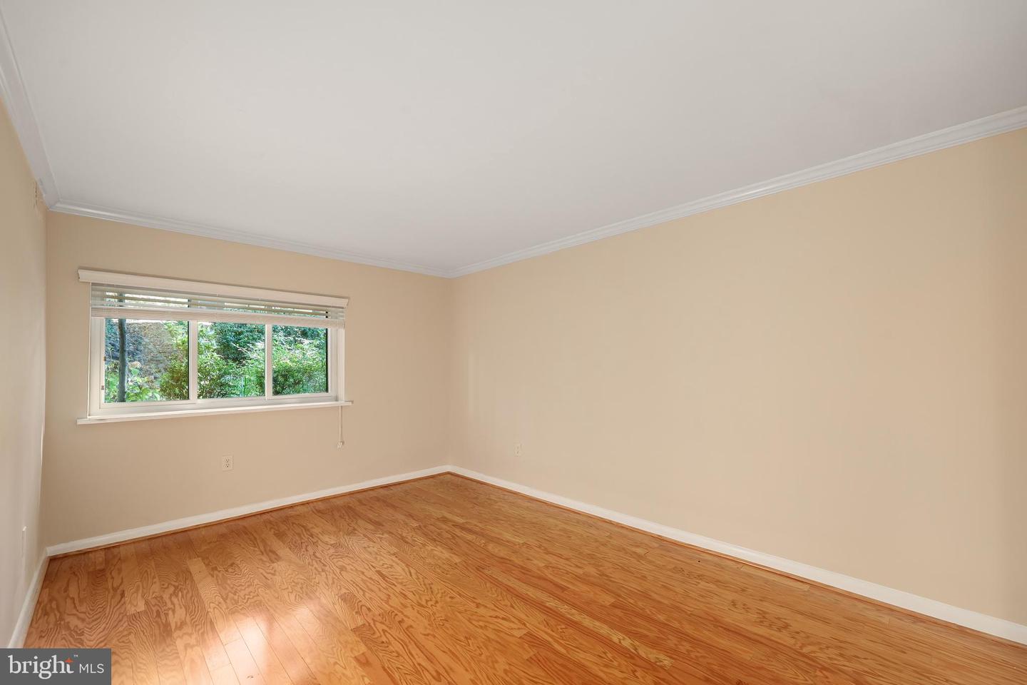 11721 KARBON HILL CT #T2, RESTON, Virginia 20191, 3 Bedrooms Bedrooms, ,2 BathroomsBathrooms,Residential,For sale,11721 KARBON HILL CT #T2,VAFX2274456 MLS # VAFX2274456
