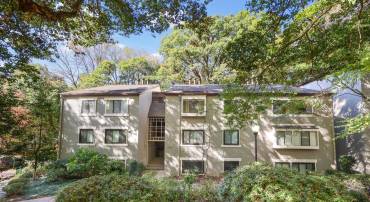 11721 KARBON HILL CT #T2, RESTON, Virginia 20191, 3 Bedrooms Bedrooms, ,2 BathroomsBathrooms,Residential,For sale,11721 KARBON HILL CT #T2,VAFX2274456 MLS # VAFX2274456