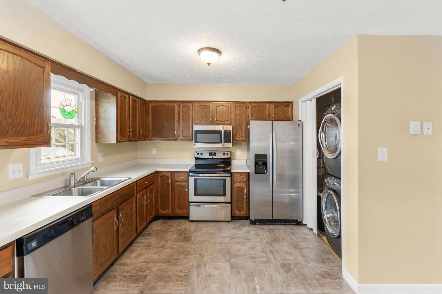 114 GOLDEN POND CIR, STEPHENS CITY, Virginia 22655, 3 Bedrooms Bedrooms, ,2 BathroomsBathrooms,Residential,For sale,114 GOLDEN POND CIR,VAFV2037404 MLS # VAFV2037404