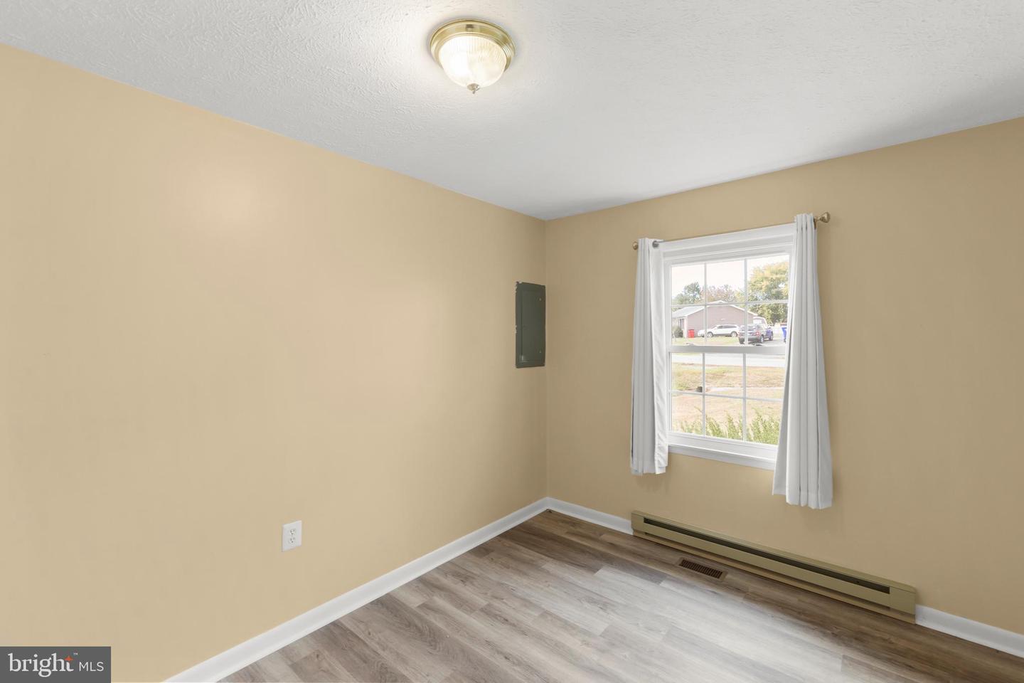 114 GOLDEN POND CIR, STEPHENS CITY, Virginia 22655, 3 Bedrooms Bedrooms, ,2 BathroomsBathrooms,Residential,For sale,114 GOLDEN POND CIR,VAFV2037404 MLS # VAFV2037404