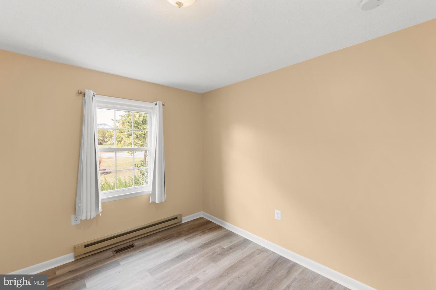 114 GOLDEN POND CIR, STEPHENS CITY, Virginia 22655, 3 Bedrooms Bedrooms, ,2 BathroomsBathrooms,Residential,For sale,114 GOLDEN POND CIR,VAFV2037404 MLS # VAFV2037404
