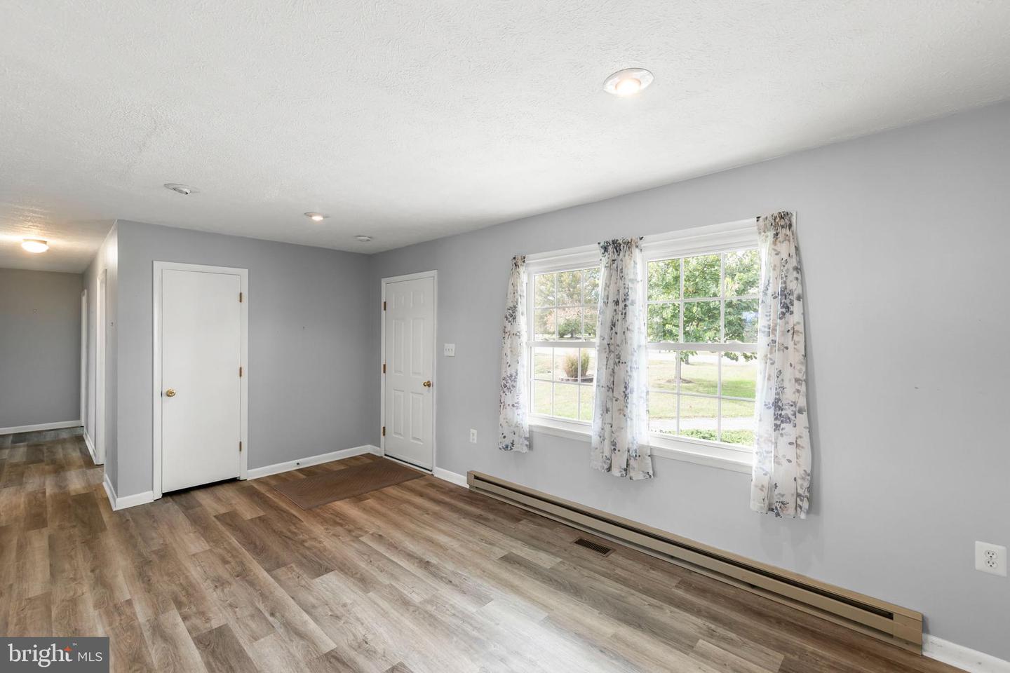114 GOLDEN POND CIR, STEPHENS CITY, Virginia 22655, 3 Bedrooms Bedrooms, ,2 BathroomsBathrooms,Residential,For sale,114 GOLDEN POND CIR,VAFV2037404 MLS # VAFV2037404