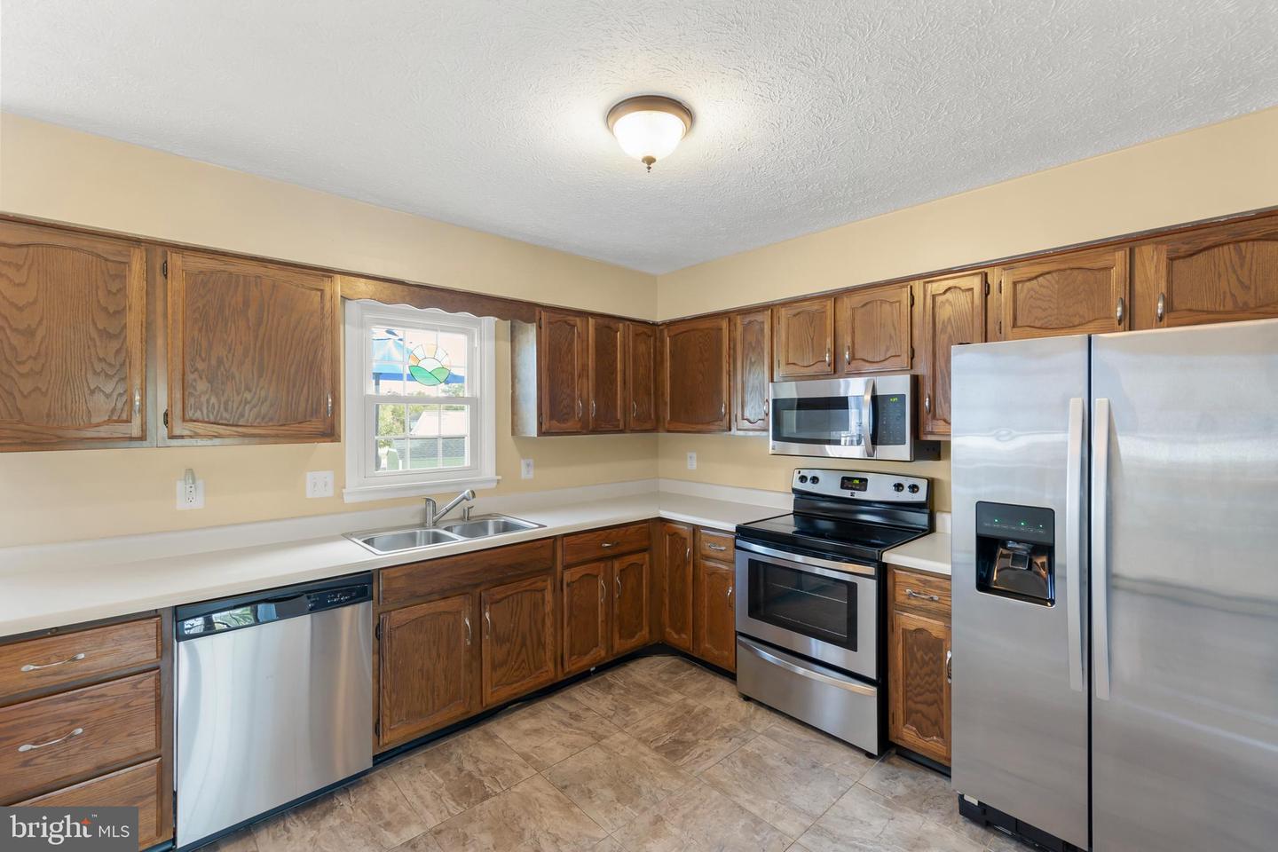 114 GOLDEN POND CIR, STEPHENS CITY, Virginia 22655, 3 Bedrooms Bedrooms, ,2 BathroomsBathrooms,Residential,For sale,114 GOLDEN POND CIR,VAFV2037404 MLS # VAFV2037404