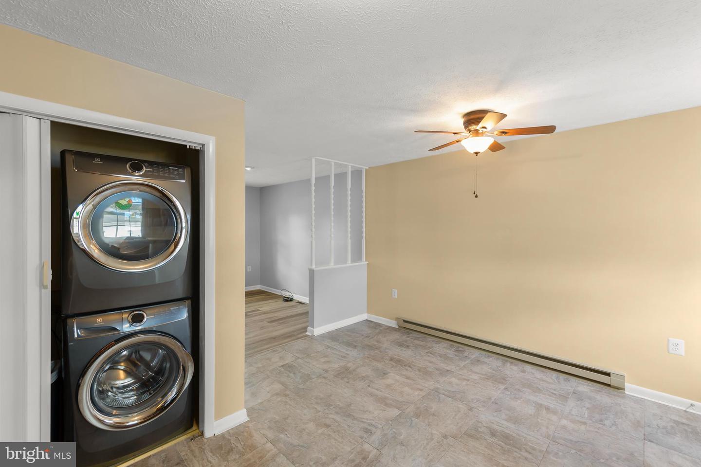 114 GOLDEN POND CIR, STEPHENS CITY, Virginia 22655, 3 Bedrooms Bedrooms, ,2 BathroomsBathrooms,Residential,For sale,114 GOLDEN POND CIR,VAFV2037404 MLS # VAFV2037404