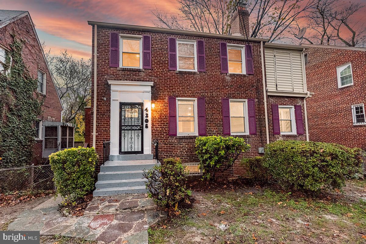 4308 ALABAMA AVE SE, WASHINGTON, District Of Columbia 20019, 4 Bedrooms Bedrooms, ,3 BathroomsBathrooms,Residential,For sale,4308 ALABAMA AVE SE,DCDC2227190 MLS # DCDC2227190