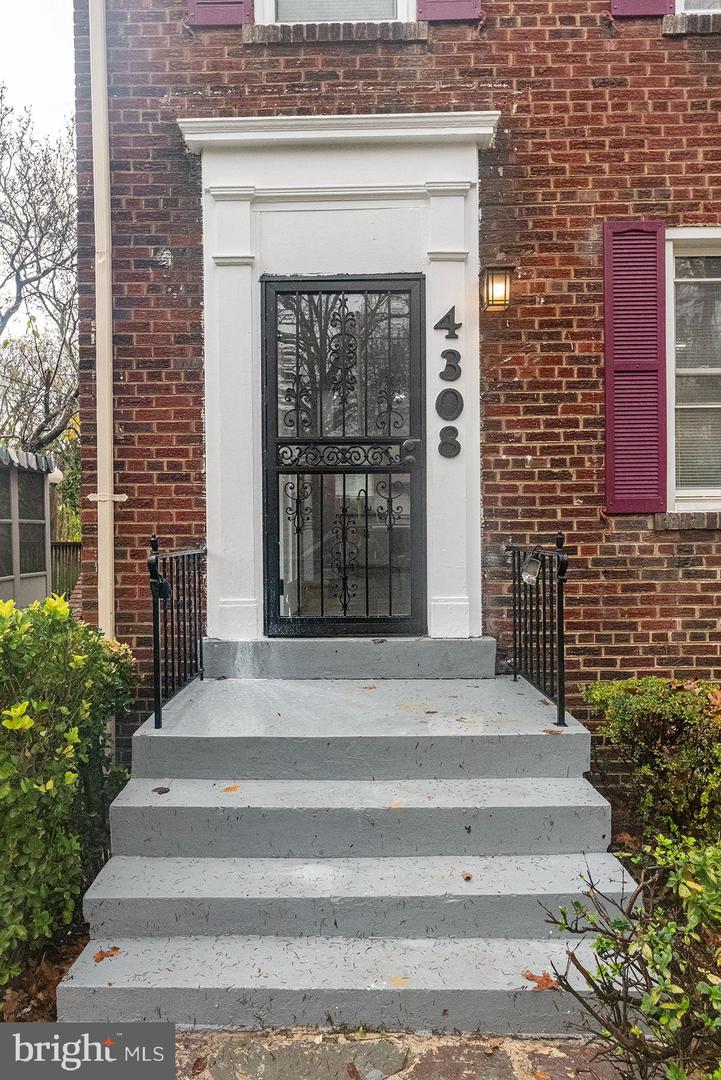 4308 ALABAMA AVE SE, WASHINGTON, District Of Columbia 20019, 4 Bedrooms Bedrooms, ,3 BathroomsBathrooms,Residential,For sale,4308 ALABAMA AVE SE,DCDC2227190 MLS # DCDC2227190