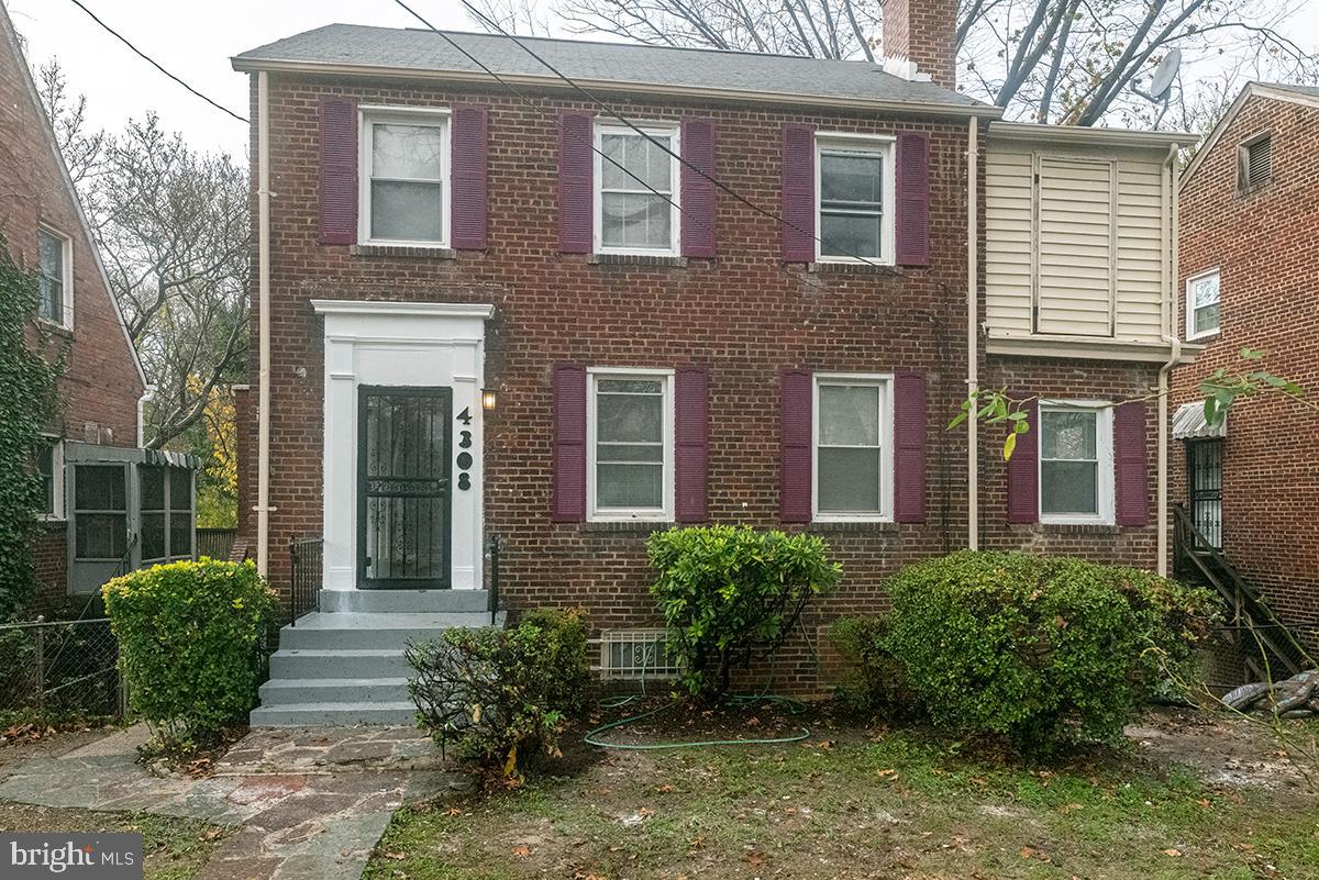4308 ALABAMA AVE SE, WASHINGTON, District Of Columbia 20019, 4 Bedrooms Bedrooms, ,3 BathroomsBathrooms,Residential,For sale,4308 ALABAMA AVE SE,DCDC2227190 MLS # DCDC2227190