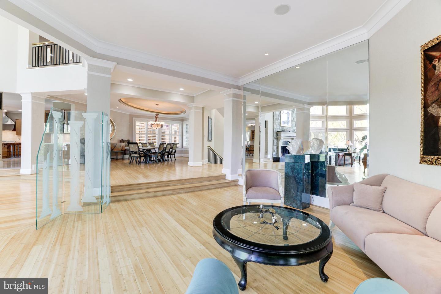 658 LIVE OAK DR, MCLEAN, Virginia 22101, 7 Bedrooms Bedrooms, ,7 BathroomsBathrooms,Residential,For sale,658 LIVE OAK DR,VAFX2274512 MLS # VAFX2274512