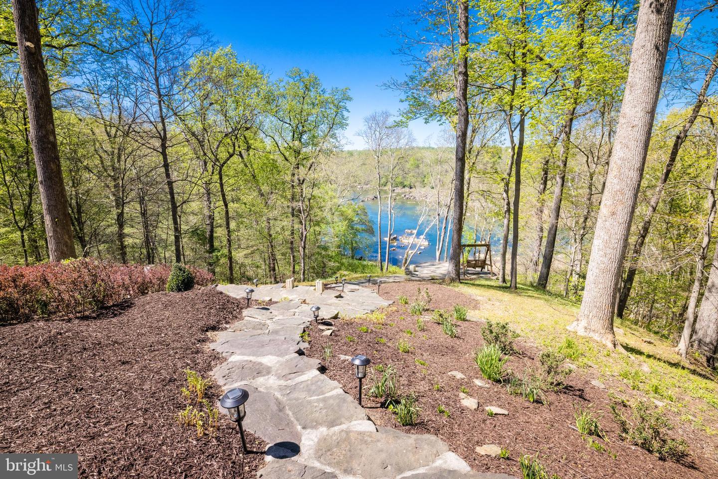 658 LIVE OAK DR, MCLEAN, Virginia 22101, 7 Bedrooms Bedrooms, ,7 BathroomsBathrooms,Residential,For sale,658 LIVE OAK DR,VAFX2274512 MLS # VAFX2274512