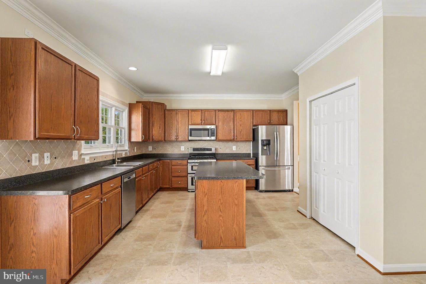 10315 WINTER PARK LN, SPOTSYLVANIA, Virginia 22553, 6 Bedrooms Bedrooms, 18 Rooms Rooms,4 BathroomsBathrooms,Residential,For sale,10315 WINTER PARK LN,VASP2036934 MLS # VASP2036934