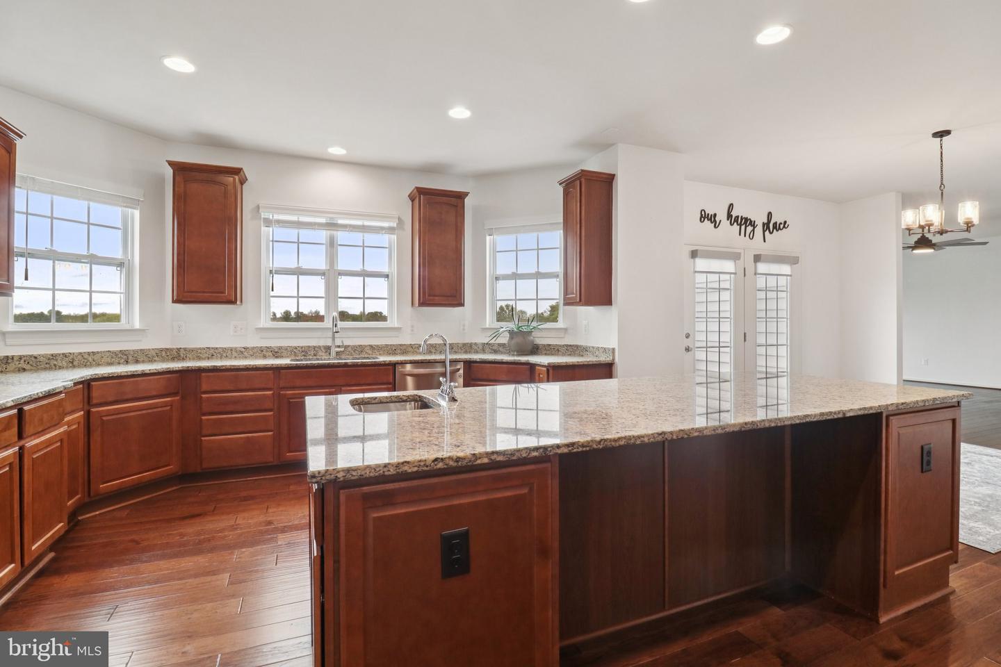 42719 PRAIRIE MERLIN CT, LEESBURG, Virginia 20176, 4 Bedrooms Bedrooms, ,4 BathroomsBathrooms,Residential,For sale,42719 PRAIRIE MERLIN CT,VALO2108994 MLS # VALO2108994