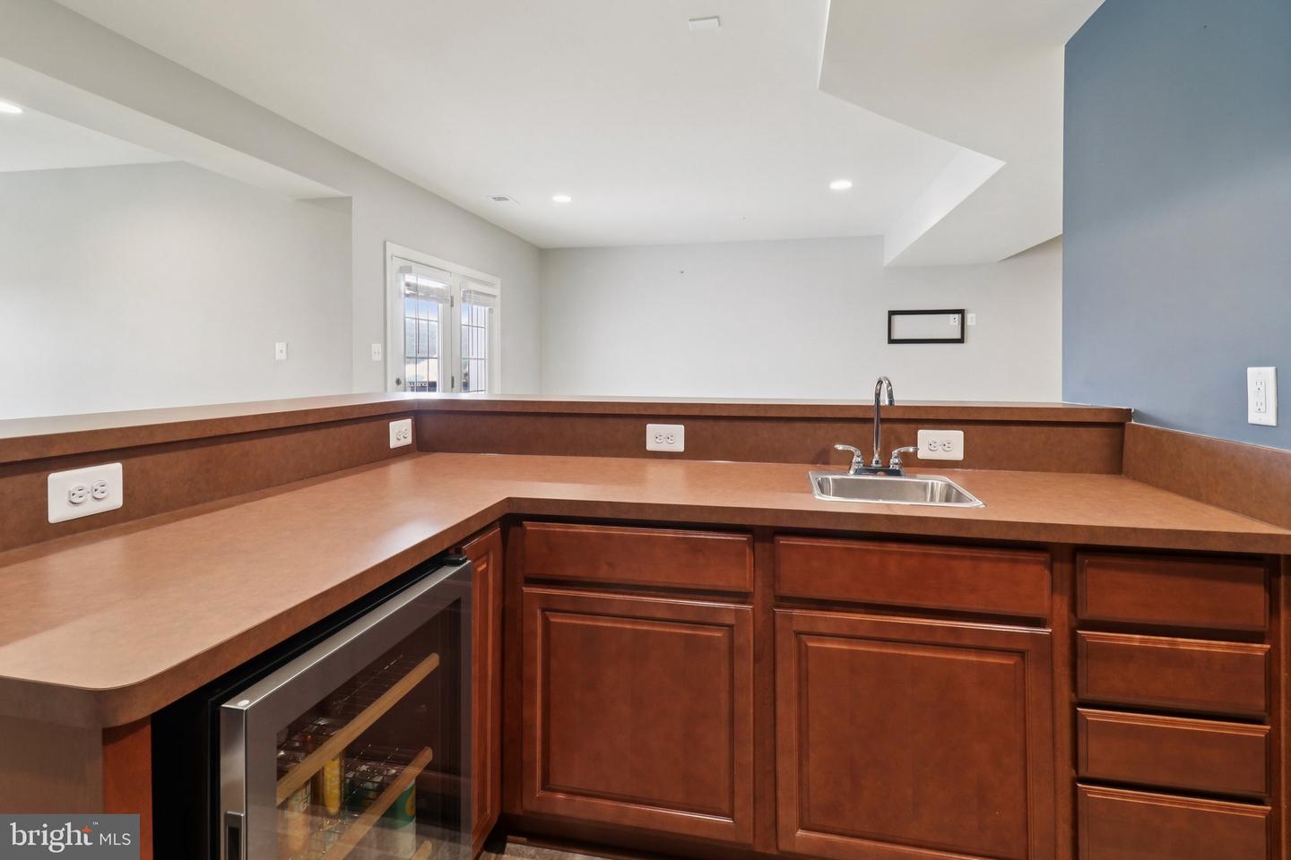 42719 PRAIRIE MERLIN CT, LEESBURG, Virginia 20176, 4 Bedrooms Bedrooms, ,4 BathroomsBathrooms,Residential,For sale,42719 PRAIRIE MERLIN CT,VALO2108994 MLS # VALO2108994