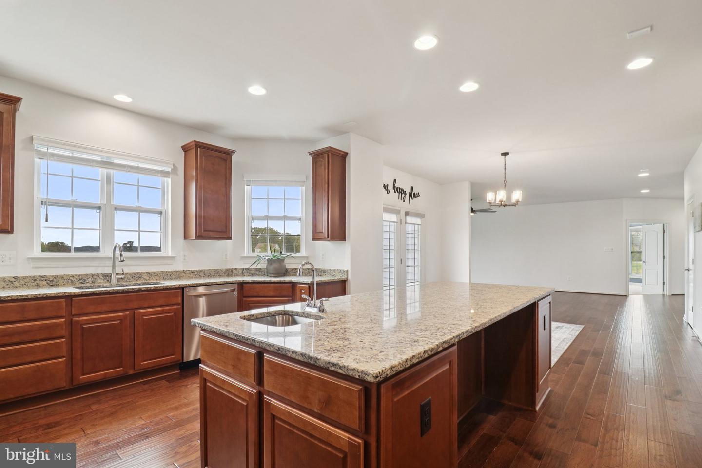 42719 PRAIRIE MERLIN CT, LEESBURG, Virginia 20176, 4 Bedrooms Bedrooms, ,4 BathroomsBathrooms,Residential,For sale,42719 PRAIRIE MERLIN CT,VALO2108994 MLS # VALO2108994