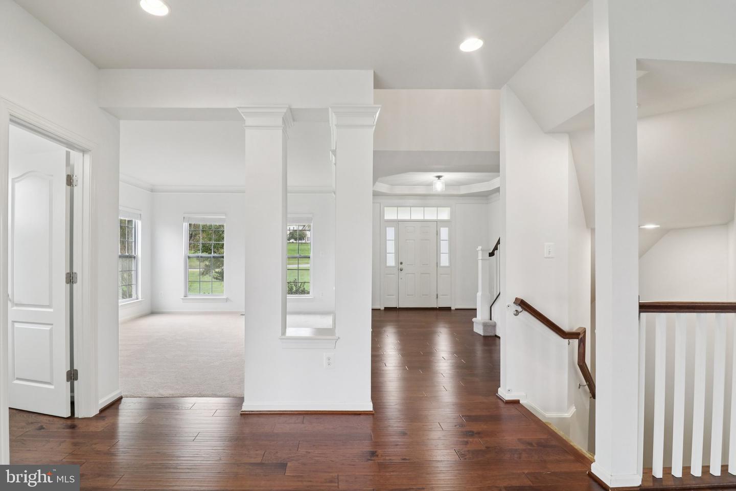 42719 PRAIRIE MERLIN CT, LEESBURG, Virginia 20176, 4 Bedrooms Bedrooms, ,4 BathroomsBathrooms,Residential,For sale,42719 PRAIRIE MERLIN CT,VALO2108994 MLS # VALO2108994