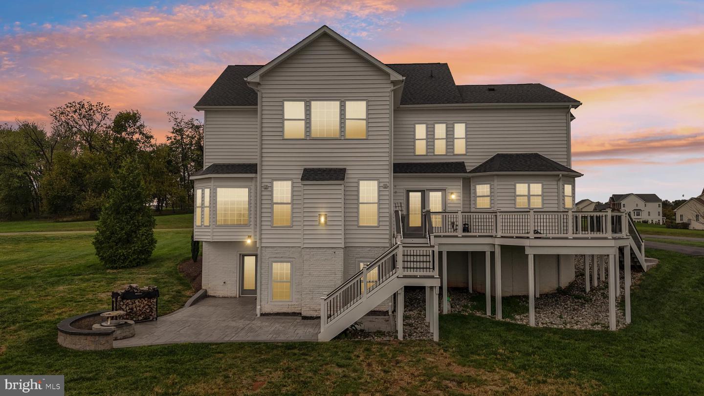 42719 PRAIRIE MERLIN CT, LEESBURG, Virginia 20176, 4 Bedrooms Bedrooms, ,4 BathroomsBathrooms,Residential,For sale,42719 PRAIRIE MERLIN CT,VALO2108994 MLS # VALO2108994