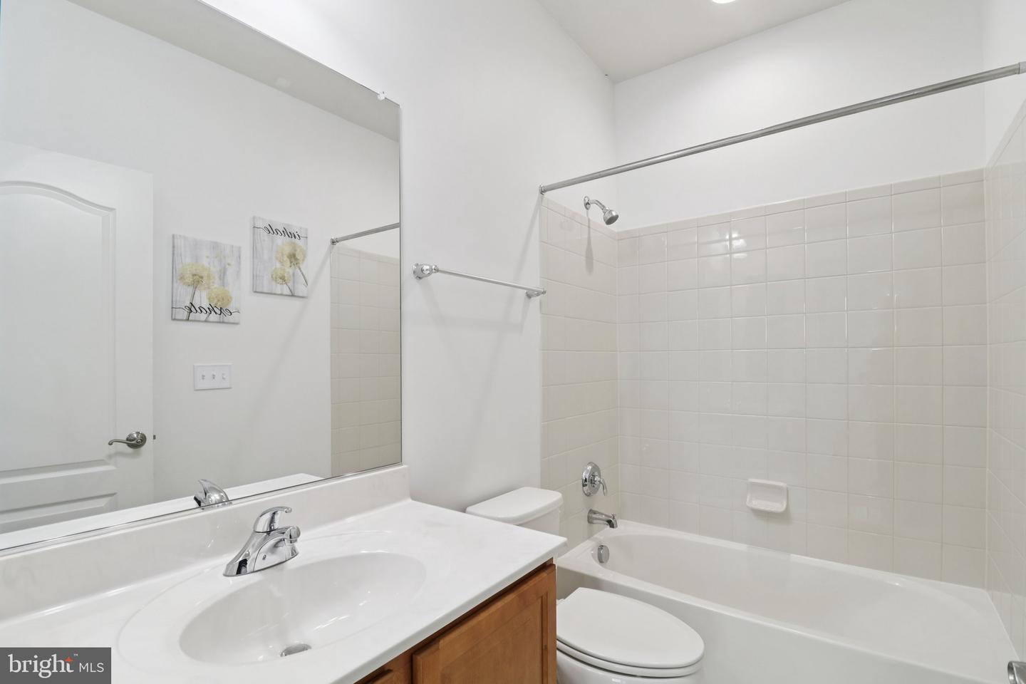 42719 PRAIRIE MERLIN CT, LEESBURG, Virginia 20176, 4 Bedrooms Bedrooms, ,4 BathroomsBathrooms,Residential,For sale,42719 PRAIRIE MERLIN CT,VALO2108994 MLS # VALO2108994