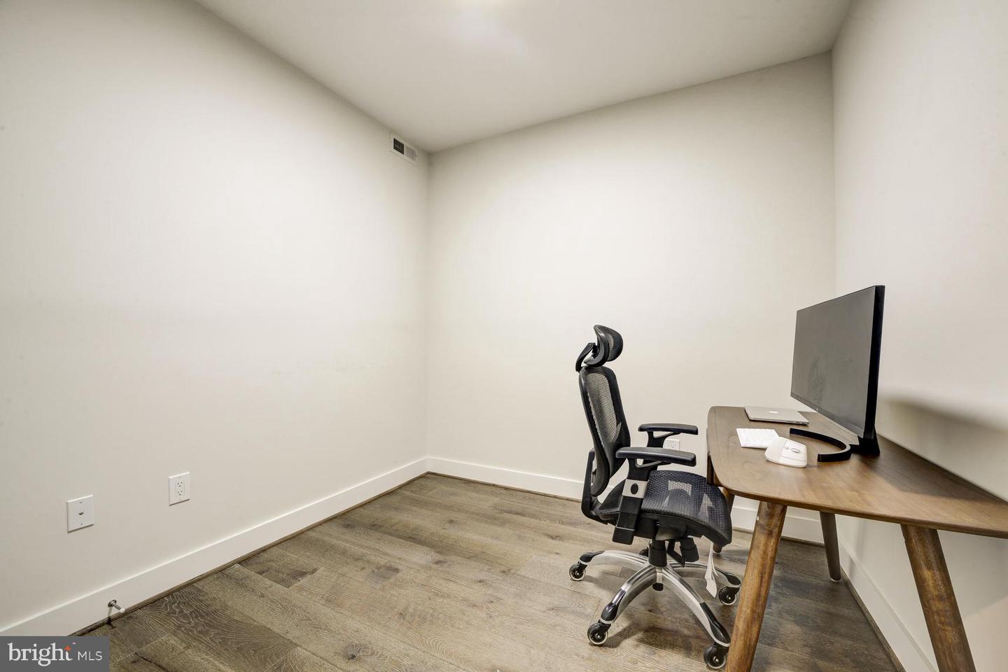2337 CHAMPLAIN ST NW #104, WASHINGTON, District Of Columbia 20009, 2 Bedrooms Bedrooms, ,1 BathroomBathrooms,Residential,For sale,2337 CHAMPLAIN ST NW #104,DCDC2227120 MLS # DCDC2227120