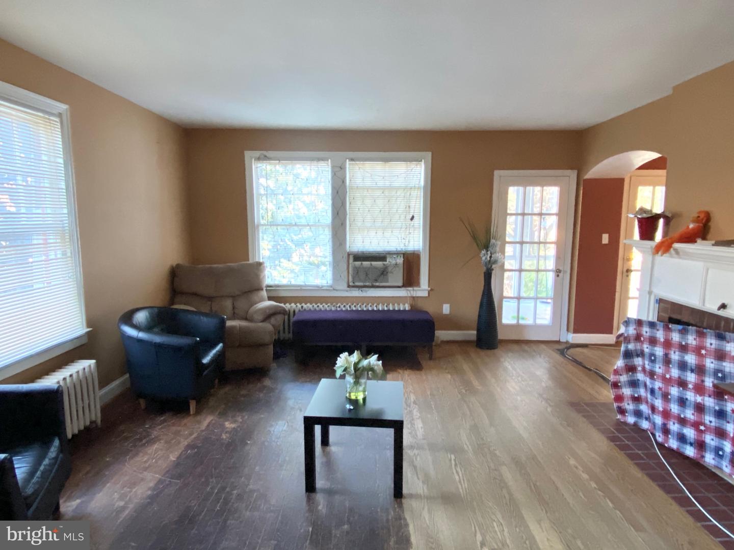 6025 ARLINGTON BLVD, FALLS CHURCH, Virginia 22044, 8 Bedrooms Bedrooms, ,5 BathroomsBathrooms,Residential,For sale,6025 ARLINGTON BLVD,VAFX2274396 MLS # VAFX2274396