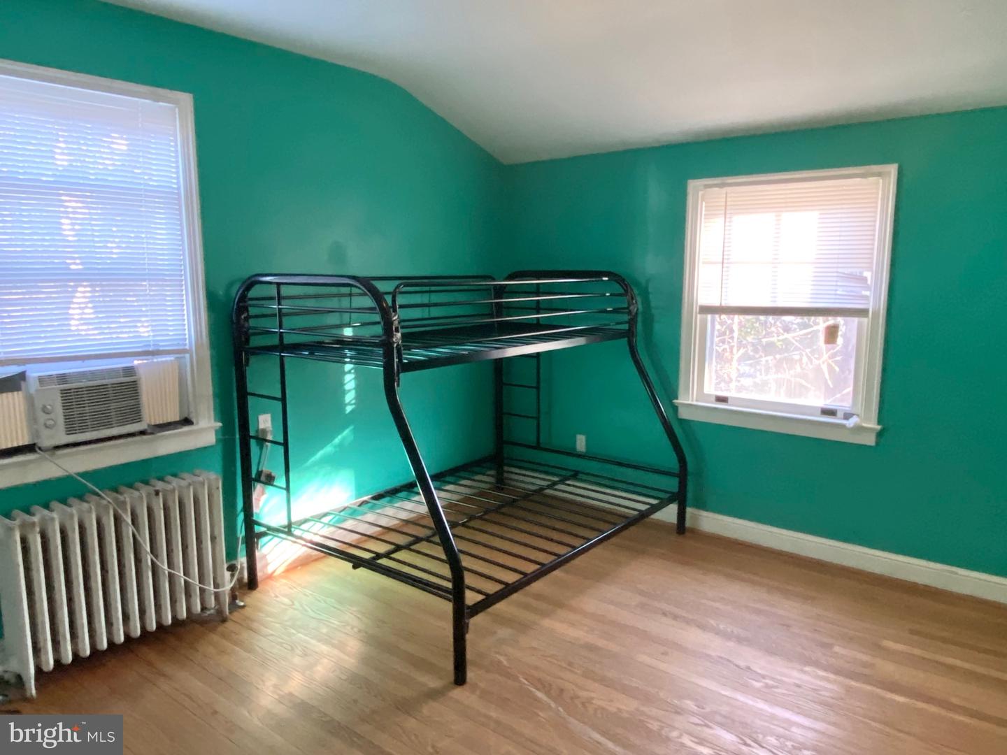 6025 ARLINGTON BLVD, FALLS CHURCH, Virginia 22044, 8 Bedrooms Bedrooms, ,5 BathroomsBathrooms,Residential,For sale,6025 ARLINGTON BLVD,VAFX2274396 MLS # VAFX2274396