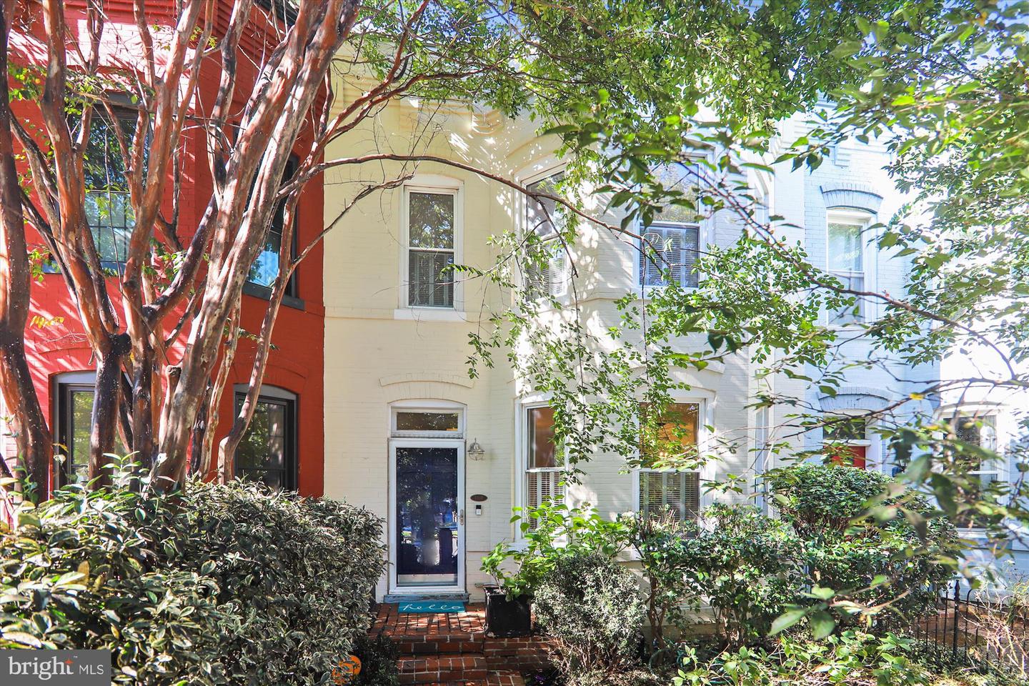 1414 NORTH CAROLINA AVE NE, WASHINGTON, District Of Columbia 20002, 3 Bedrooms Bedrooms, ,1 BathroomBathrooms,Residential,For sale,1414 NORTH CAROLINA AVE NE,DCDC2227138 MLS # DCDC2227138