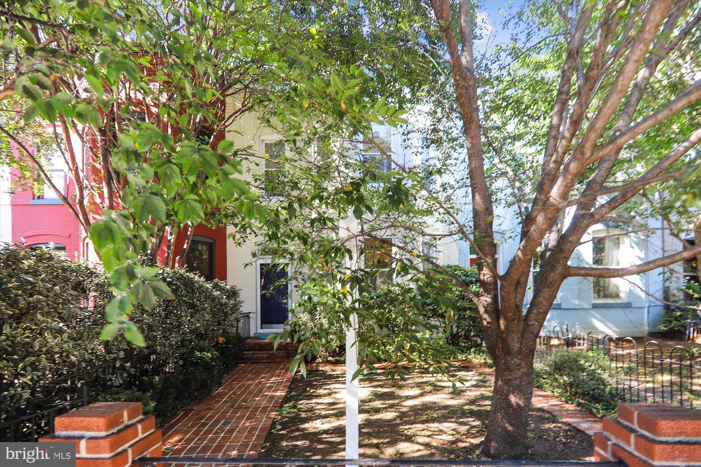 1414 NORTH CAROLINA AVE NE, WASHINGTON, District Of Columbia 20002, 3 Bedrooms Bedrooms, ,1 BathroomBathrooms,Residential,For sale,1414 NORTH CAROLINA AVE NE,DCDC2227138 MLS # DCDC2227138