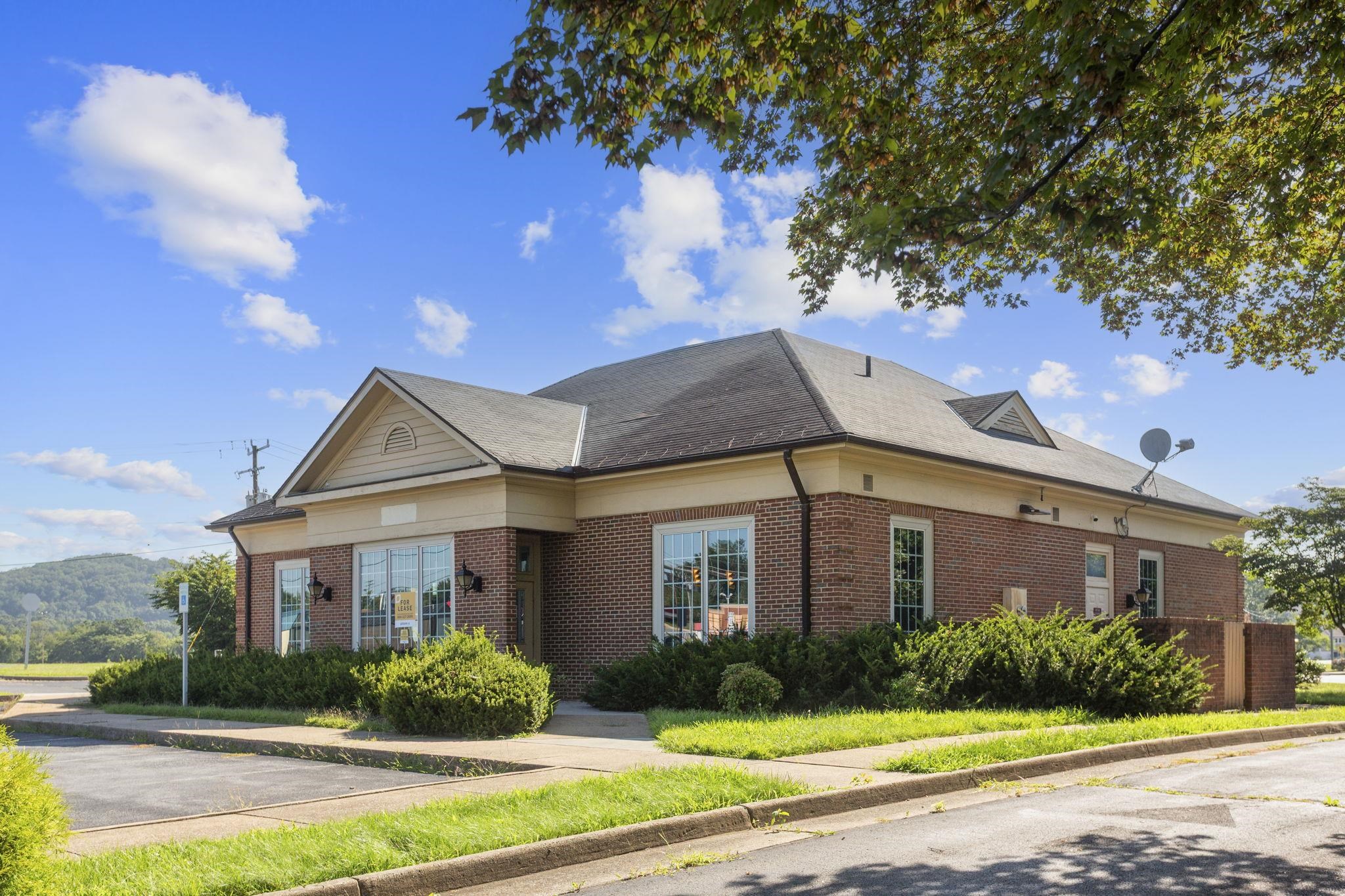 488 FRONTIER DR, STAUNTON, Virginia 24401, ,Commercial,488 FRONTIER DR,670199 MLS # 670199