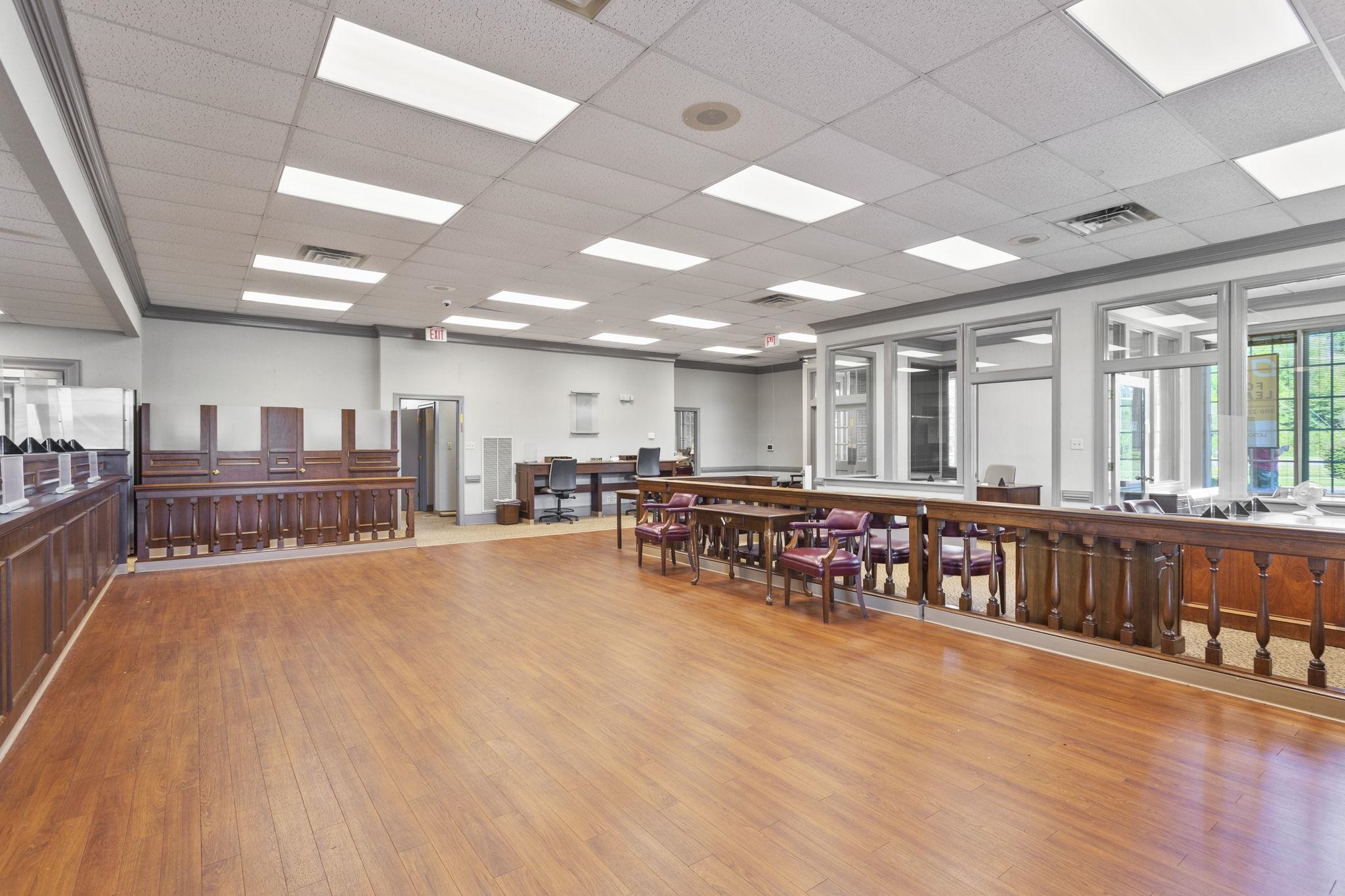 488 FRONTIER DR, STAUNTON, Virginia 24401, ,Commercial,488 FRONTIER DR,670199 MLS # 670199