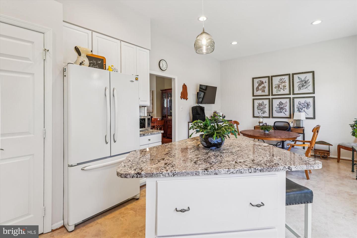 20679 RIPTIDE SQ, STERLING, Virginia 20165, 3 Bedrooms Bedrooms, ,3 BathroomsBathrooms,Residential,For sale,20679 RIPTIDE SQ,VALO2108960 MLS # VALO2108960