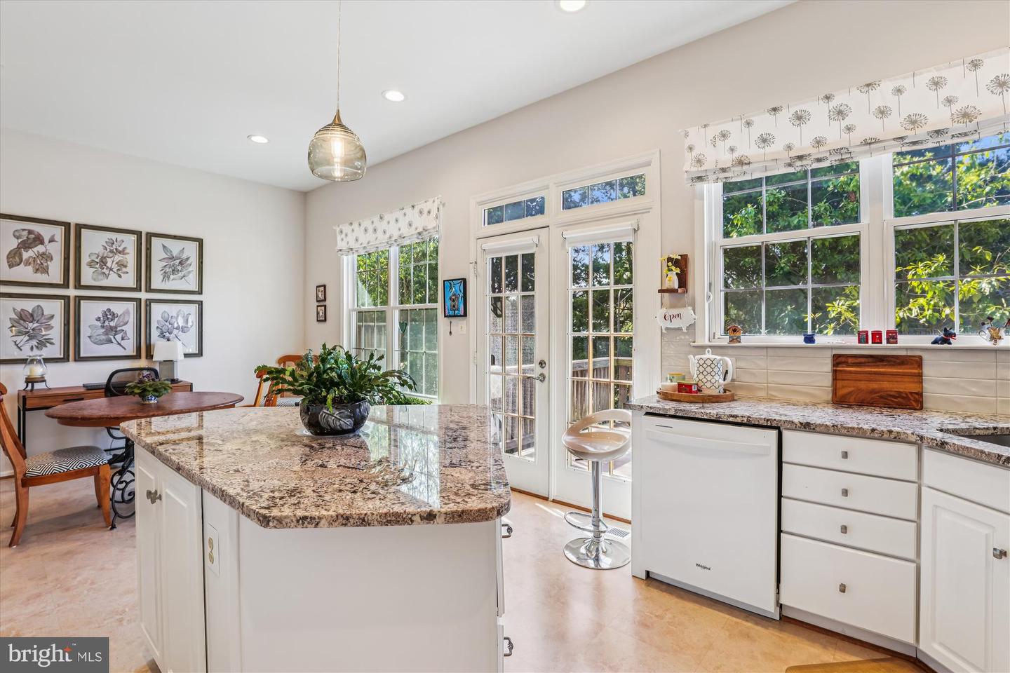 20679 RIPTIDE SQ, STERLING, Virginia 20165, 3 Bedrooms Bedrooms, ,3 BathroomsBathrooms,Residential,For sale,20679 RIPTIDE SQ,VALO2108960 MLS # VALO2108960