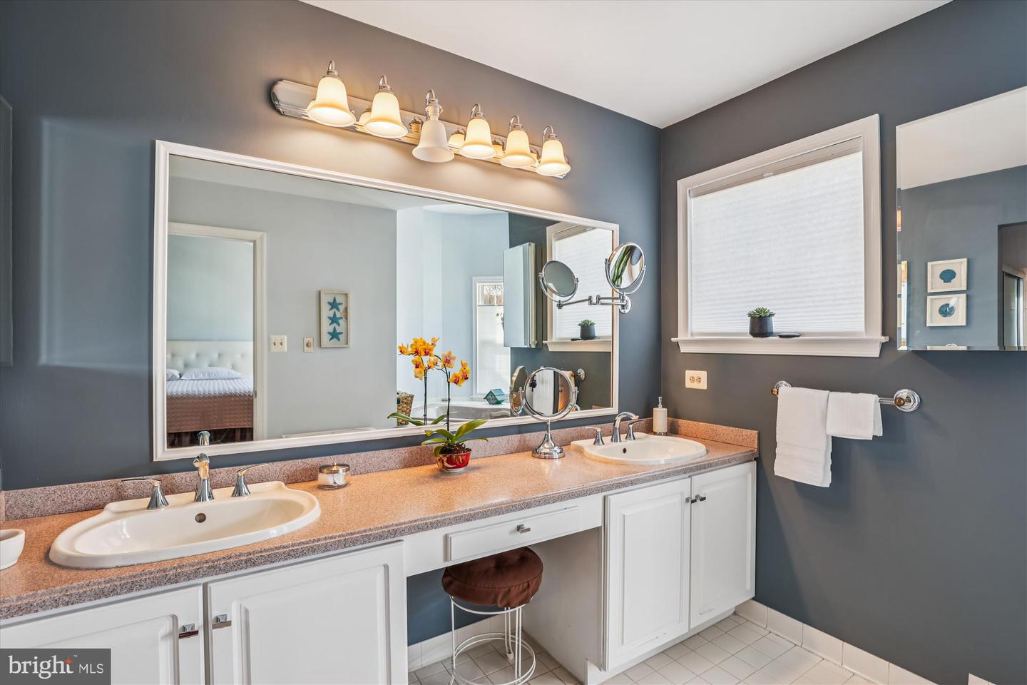 20679 RIPTIDE SQ, STERLING, Virginia 20165, 3 Bedrooms Bedrooms, ,3 BathroomsBathrooms,Residential,For sale,20679 RIPTIDE SQ,VALO2108960 MLS # VALO2108960