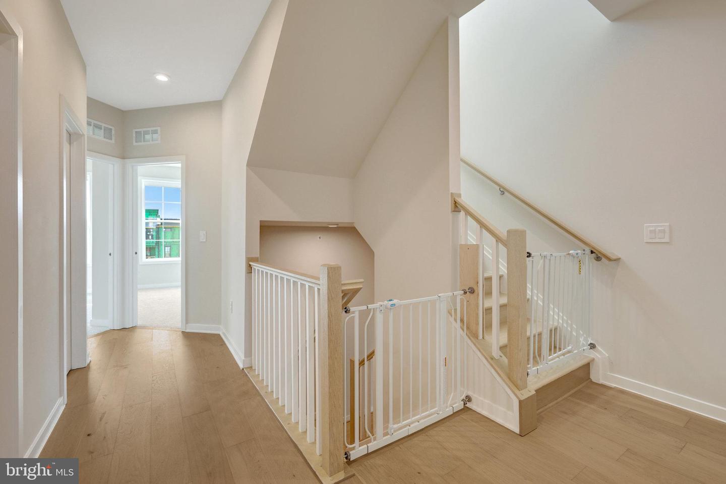 22088 MIDMOORE DR, ASHBURN, Virginia 20148, 3 Bedrooms Bedrooms, ,2 BathroomsBathrooms,Residential,For sale,22088 MIDMOORE DR,VALO2108966 MLS # VALO2108966