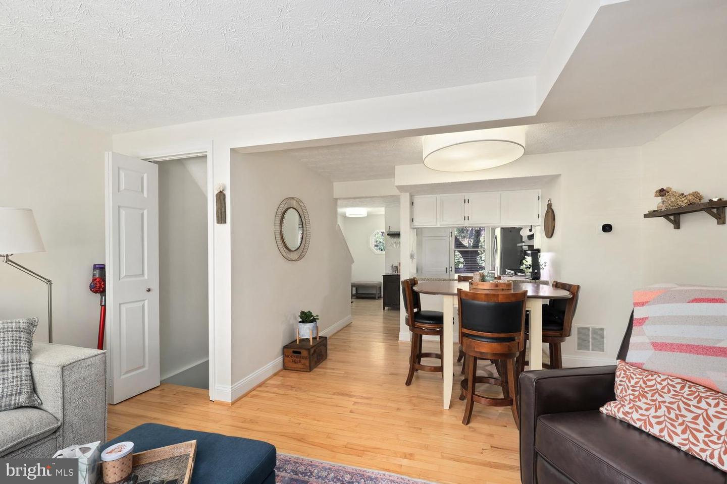 1651 POPLAR GROVE DR, RESTON, Virginia 20194, 2 Bedrooms Bedrooms, ,1 BathroomBathrooms,Residential,For sale,1651 POPLAR GROVE DR,VAFX2274440 MLS # VAFX2274440